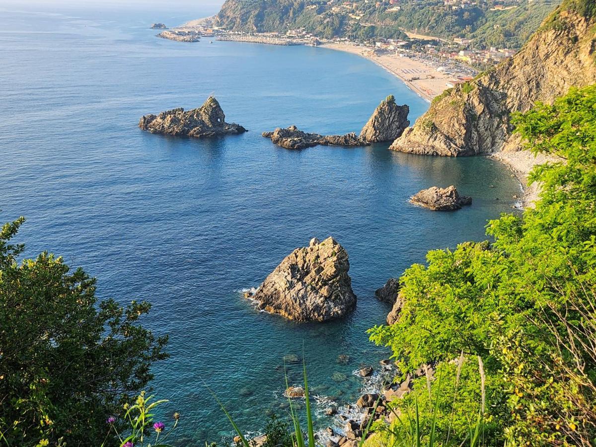 Apartmán La Terrazza Di Rovaglioso Palmi Exteriér fotografie